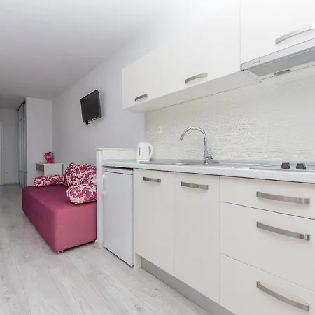 Katarina Apartment *