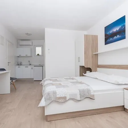 Apartment Katarina
